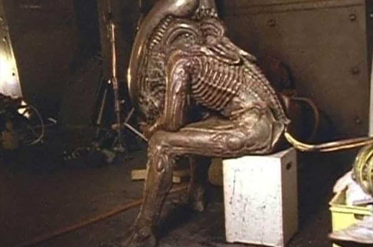 Real depressed alien guy
